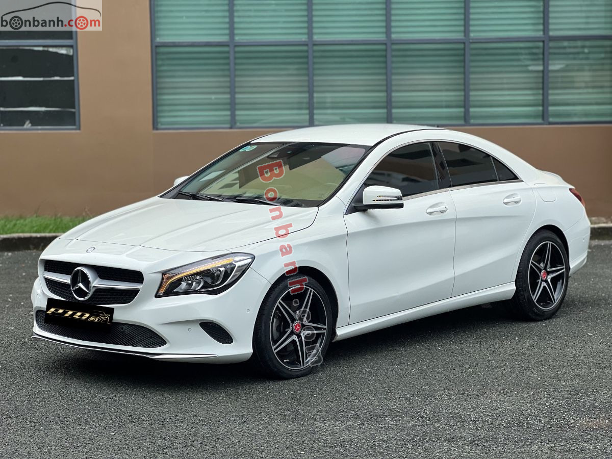 Mercedes Benz CLA 200