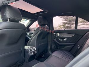 Xe Mercedes Benz C300 AMG 2017