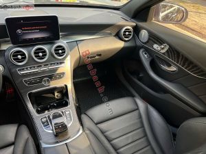 Xe Mercedes Benz C300 AMG 2016