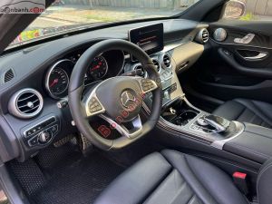 Xe Mercedes Benz C300 AMG 2016