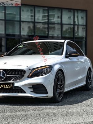 Xe Mercedes Benz C300 AMG 2020