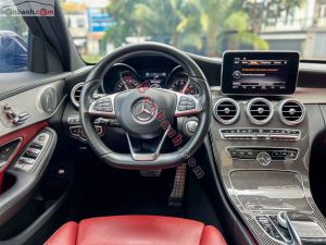 Xe Mercedes Benz C300 AMG 2017