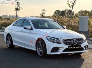 Xe Mercedes Benz C300 AMG 2017