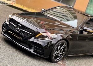 Xe Mercedes Benz C300 AMG 2021