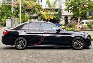 Xe Mercedes Benz C300 AMG 2021