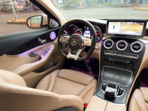 Xe Mercedes Benz C200 2019