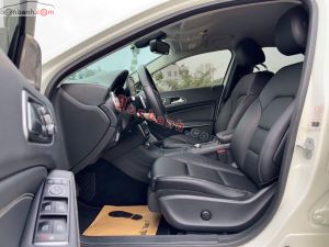 Xe Mercedes Benz A200 2017