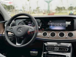 Xe Mercedes Benz E200 2018