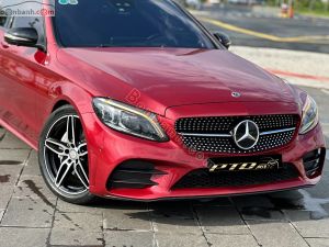 Xe Mercedes Benz C300 AMG 2020
