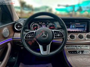 Xe Mercedes Benz E200 2020