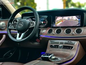 Xe Mercedes Benz E200 2020