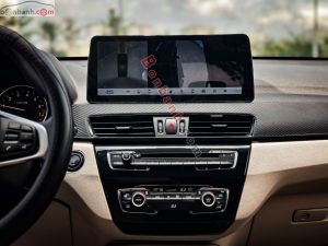 Xe BMW X1 sDrive18i 2017