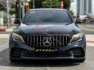 Xe Mercedes Benz C300 AMG 2021
