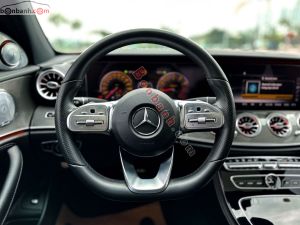 Xe Mercedes Benz E300 AMG 2019