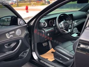 Xe Mercedes Benz E300 AMG 2019
