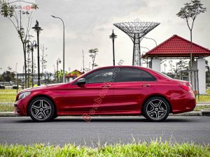 Xe Mercedes Benz C300 AMG 2019
