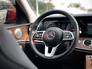 Xe Mercedes Benz E200 2019