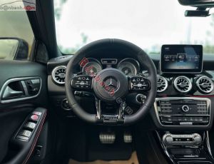 Xe Mercedes Benz GLA 250 4Matic 2016