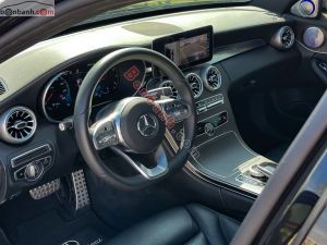 Xe Mercedes Benz C300 AMG 2019