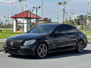 Xe Mercedes Benz C300 AMG 2019