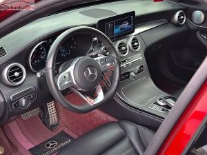 Xe Mercedes Benz C300 AMG 2019