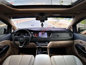 Xe Kia Sedona 2.2 DAT Luxury 2021