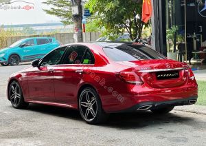 Xe Mercedes Benz E300 AMG 2020
