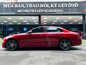 Xe Mercedes Benz E300 AMG 2020