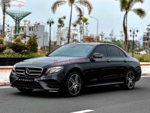 Xe Mercedes Benz E300 AMG 2019