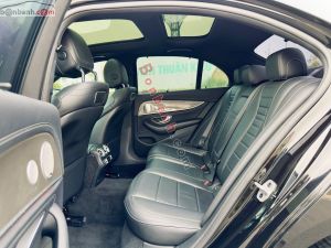 Xe Mercedes Benz E300 AMG 2019