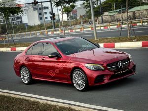 Xe Mercedes Benz C300 AMG 2019