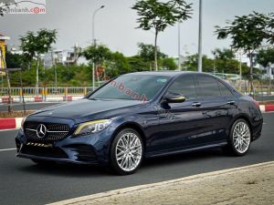 Xe Mercedes Benz C300 AMG 2019