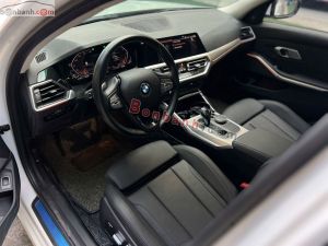 Xe BMW 330i 2020