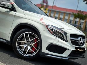 Xe Mercedes Benz GLA 45 AMG 4Matic 2015